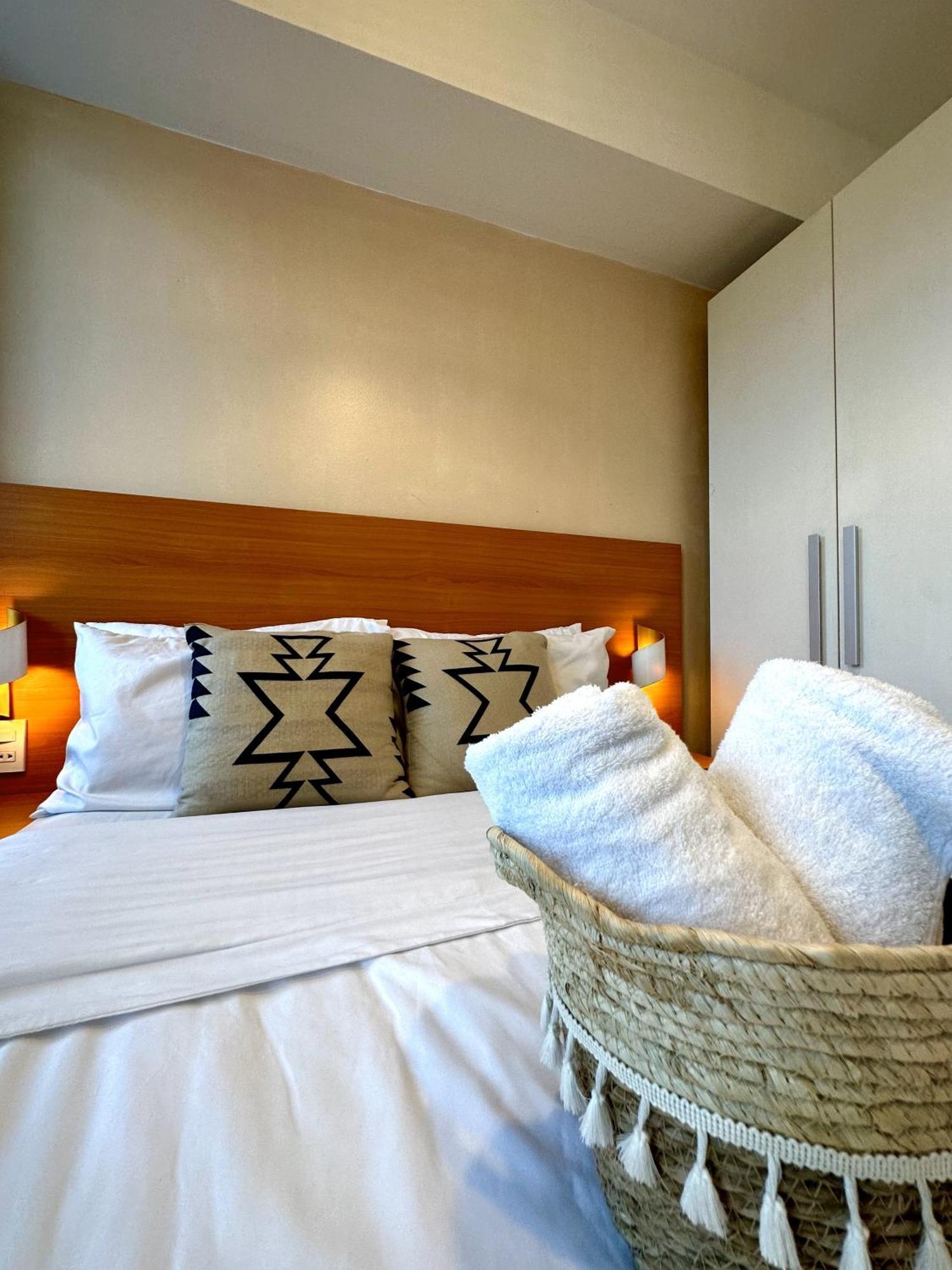 The Bahamas & Maldives Suites At Azure Residences Paranaque 15 Mins Manila Airport T3 외부 사진
