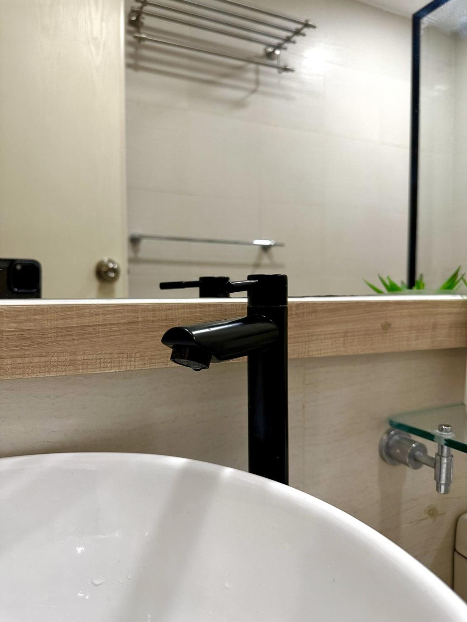 The Bahamas & Maldives Suites At Azure Residences Paranaque 15 Mins Manila Airport T3 외부 사진